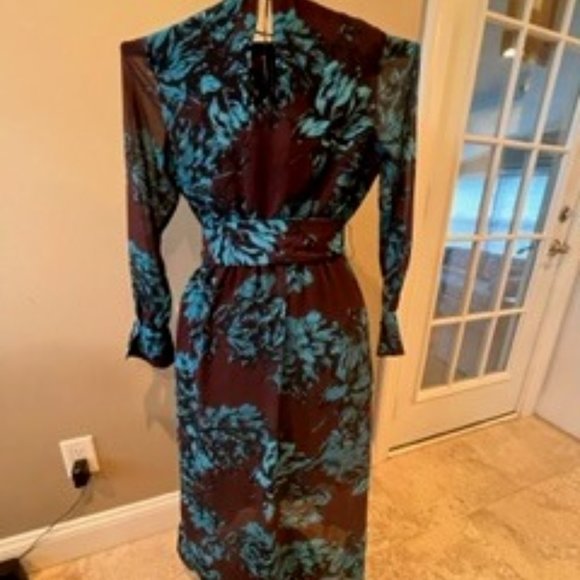 WHOWHATWEAR LONG SLEEVE HALTER DRESS SZ. S - Picture 1 of 11
